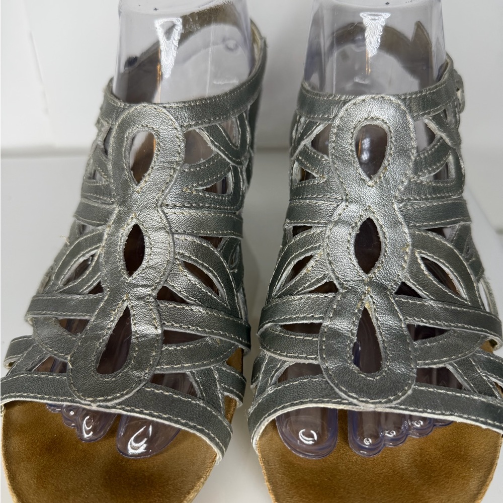 Josef Seibel Metallic Gray/silver Women's Sandals Comfort walking shoes